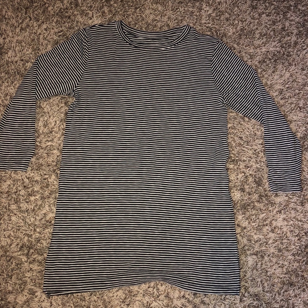 Old Navy black & white striped long sleeve shirt